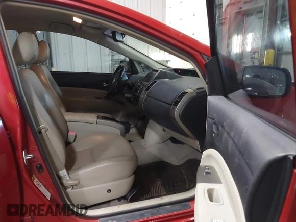 2008 Toyota Prius with VIN JTDKB20U383323440, listed as a IAAI auction lot 41398333 with 176,275 mi miles. Bid and sale history available at carsss.com. Image 5.