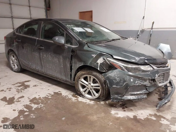 2018 Chevrolet Cruze LT with VIN 1G1BE5SM1J7183773, listed as a IAAI auction lot 41587634 with NaN miles. Bid and sale history available at carsss.com. Image 1.