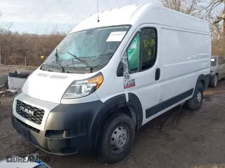 2020 Ram ProMaster Cargo Van with VIN 3C6TRVBG3LE104379, listed as a IAAI auction lot 41149932 with 77,499 mi miles. Bid and sale history available at carsss.com. Image 2.