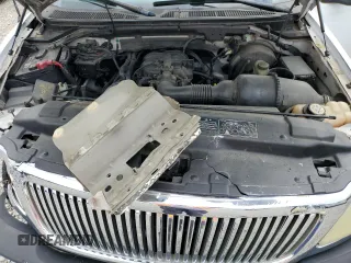 2003 Ford F-150 XL z VIN 1FTRX17283NA47526, wystawiony jako Copart lot #56548415 z przebiegiem 113 287 mil mil oraz Szkoda całkowita • Salvage title. Historia ofert i sprzedaży dostępna na DreamBid. Obrazek 11.