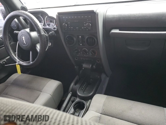2007 Jeep Wrangler Unlimited Rubicon with VIN 1J8GA69147L113994, listed as a Copart auction lot 86544434 with 100,251 mi miles and Salvage title. Bid and sale history available at DreamBid. Image 8.