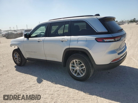 2024 Jeep Grand Cherokee Laredo X with VIN 1C4RJHAG3R8574847, listed as a Copart auction lot 52751785 with 1,861 mi miles and Salvage Title. Bid and sale history available at carsss.com. Image 2.
