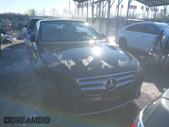 2018 Mercedes-Benz E 300 with VIN WDDZF4KB5JA365156, listed as a IAAI auction lot 41261324 with 73,718 mi miles and . Bid and sale history available at DreamBid. Image 12.