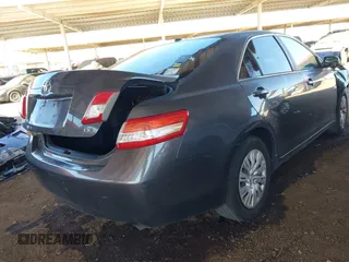 2011 Toyota Camry LE with VIN 4T1BF3EK1BU195858, listed as a IAAI auction lot 41682572 with 189,353 mi miles. Bid and sale history available at carsss.com. Image 4.