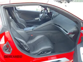 2024 Chevrolet Corvette 1LT z VIN 1G1YA3D41R5110403, wystawiony jako IAAI lot #42220123 z przebiegiem 19 839 mil mil oraz . Historia ofert i sprzedaży dostępna na DreamBid. Obrazek 5.