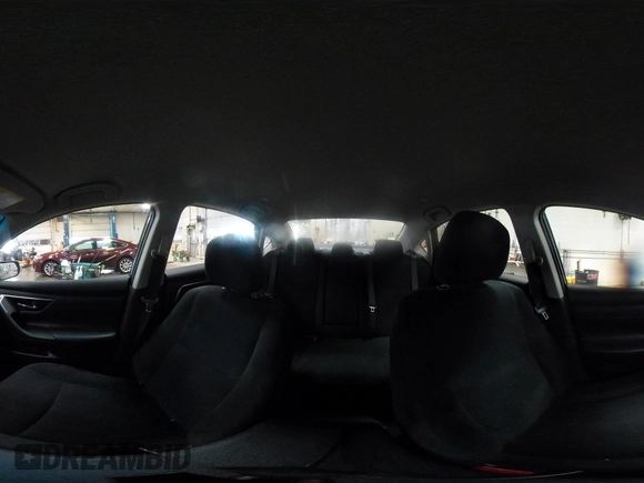 2015 Nissan Altima SL z VIN 1N4AL3AP2FC409445, wystawiony jako IAAI lot #42335870 z przebiegiem 101 346 mil mil oraz . Historia ofert i sprzedaży dostępna na DreamBid. Obrazek 18.