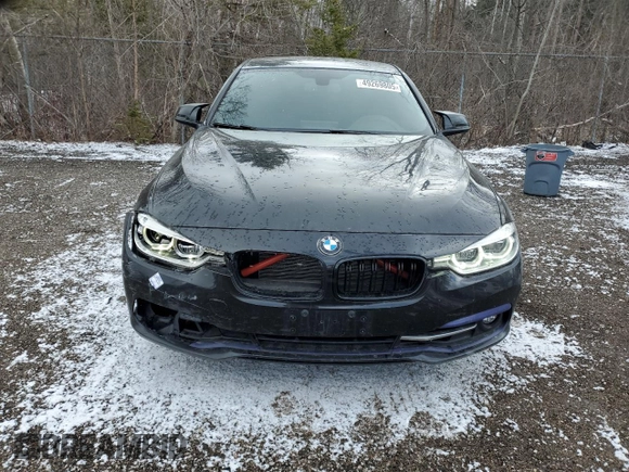 2018 BMW 3 Series 330i xDrive with VIN WBA8D9G57JNU69214, listed as a Copart auction lot 49269805 with 135,541 mi miles and Clean title. Bid and sale history available at DreamBid. Image 5.