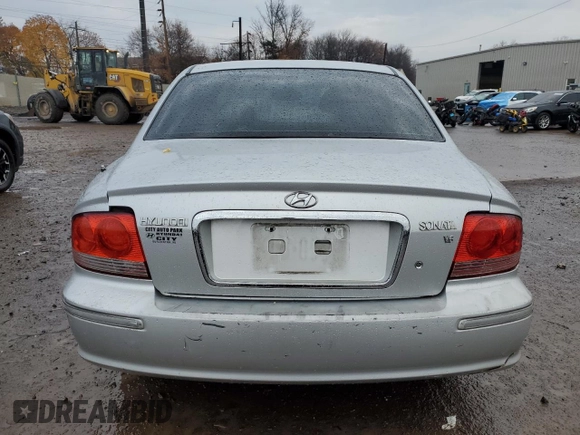 2005 Hyundai Sonata GLS with VIN KMHWF35H45A165863, listed as a Copart auction lot 82361594 with 75,162 mi miles and Salvage Title. Bid and sale history available at carsss.com. Image 6.