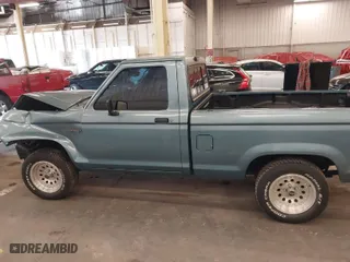 1989 Ford Ranger XLT with VIN 1FTCR10A8KUB16527, listed as a IAAI auction lot 41462737 with 382,629 mi miles. Bid and sale history available at carsss.com. Image 15.