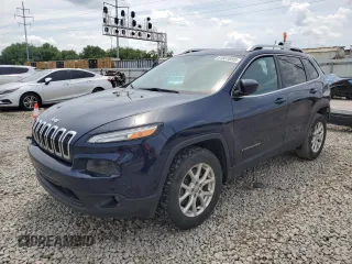 2016 Jeep Cherokee Altitude with VIN 1C4PJMCB8GW123004, listed as a Copart auction lot 61931895 with 149,943 mi miles and Salvage title. Bid and sale history available at DreamBid. Image 1.