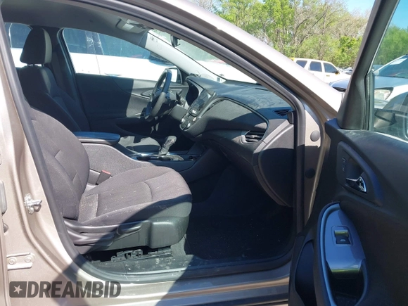 2024 Chevrolet Malibu LT with VIN 1G1ZD5ST0RF131349, listed as a IAAI auction lot 42067313 with 30,000 mi miles and . Bid and sale history available at DreamBid. Image 5.