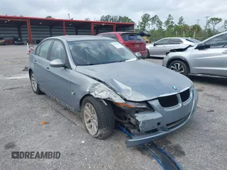 2006 BMW 3 Series 325i with VIN WBAVB135X6KX47659, listed as a IAAI auction lot 41915191 with 140,049 mi miles. Bid and sale history available at carsss.com. Image 6.