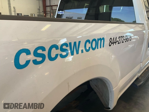 2019 Ford F-250 XL z VIN 1FT7X2B63KEC14817, wystawiony jako IAAI lot #42639323 z przebiegiem 173 427 mil mil oraz . Historia ofert i sprzedaży dostępna na DreamBid. Obrazek 24.