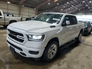 2019 Ram 1500 Big Horn z VIN 1C6RREFT5KN684441, wystawiony jako Copart lot #56464695 z przebiegiem 94 403 mil mil oraz Szkoda całkowita • Salvage title. Historia ofert i sprzedaży dostępna na DreamBid. Obrazek 1.