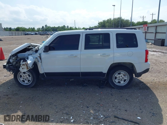 2014 Jeep Patriot Sport with VIN 1C4NJPBA8ED772974, listed as a IAAI auction lot 42401827 with 140,761 mi miles and . Bid and sale history available at DreamBid. Image 14.