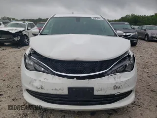 2017 Chrysler Pacifica Touring with VIN 2C4RC1DG8HR514367, listed as a Copart auction lot 60610805 with 168,796 mi miles and Non repairable. Bid and sale history available at DreamBid. Image 5.