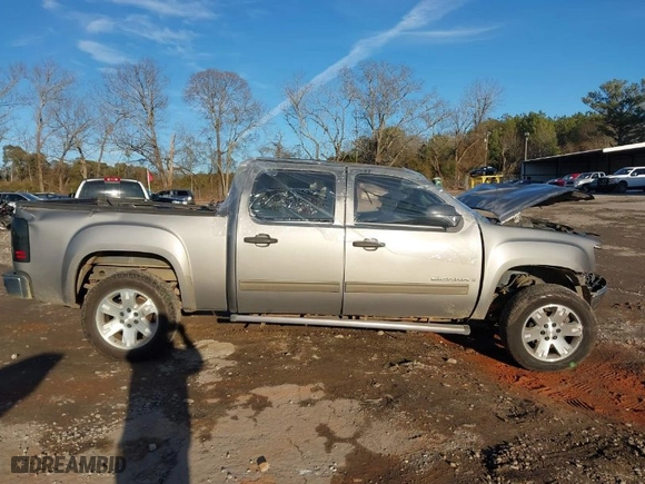 2008 GMC Sierra 1500 SLT with VIN 2GTEC13J781336896, listed as a IAAI auction lot 41305490 with NaN miles. Bid and sale history available at carsss.com. Image 13.