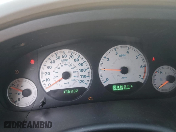 2006 Chrysler Town & Country Touring with VIN 2A4GP54L76R688566, listed as a Copart auction lot 57296875 with 176,332 mi miles and Salvage title. Bid and sale history available at DreamBid. Image 9.