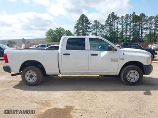 2018 Ram 2500 Tradesman with VIN 3C6UR4CJ4JG306531, listed as a IAAI auction lot 42071900 with 199,796 mi miles. Bid and sale history available at carsss.com. Image 13.