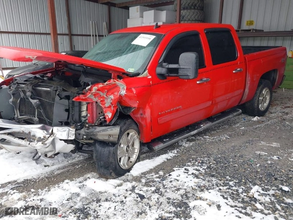 2012 Chevrolet Silverado 1500 LT with VIN 3GCPKSE7XCG237301, listed as a IAAI auction lot 41595958 with 181,857 mi miles. Bid and sale history available at carsss.com. Image 2.