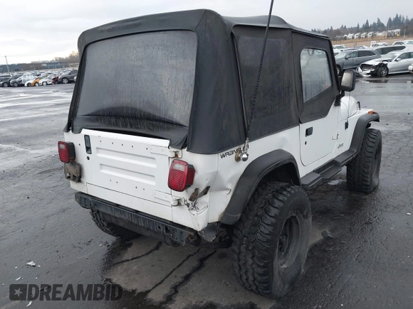 1992 Jeep Wrangler with VIN 2J4FY29S8NJ549602, listed as a IAAI auction lot 41471853 with 324,194 mi miles. Bid and sale history available at carsss.com. Image 6.