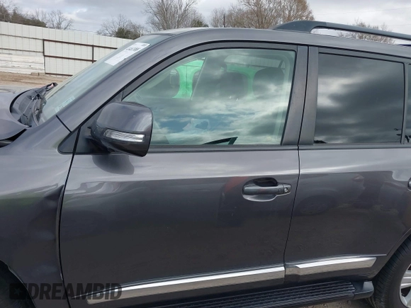 2013 Toyota Land Cruiser with VIN JTMHY7AJ3D4010242, listed as a IAAI auction lot 41461988 with 187,623 mi miles. Bid and sale history available at carsss.com. Image 15.