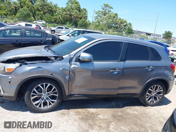 2018 Mitsubishi Outlander SE with VIN JA4AP3AW9JU012575, listed as a IAAI auction lot 42303672 with 97,524 mi miles and . Bid and sale history available at DreamBid. Image 14.