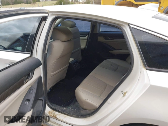 2021 Honda Accord Touring z VIN 1HGCV2F92MA020218, wystawiony jako IAAI lot #41827116 z przebiegiem 122 696 mil mil oraz . Historia ofert i sprzedaży dostępna na DreamBid. Obrazek 8.