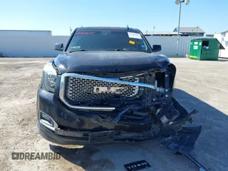 2016 GMC Yukon Denali with VIN 1GKS2CKJ8GR337441, listed as a IAAI auction lot 41485647 with 171,874 mi miles. Bid and sale history available at carsss.com. Image 12.