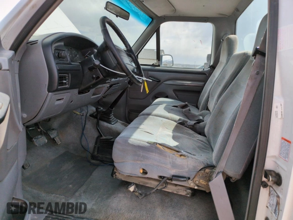 1996 Ford F-150 Special with VIN 1FTEF14N8TLB29817, listed as a Copart auction lot 52809335 with 293,859 mi miles and Salvage Title. Bid and sale history available at carsss.com. Image 7.