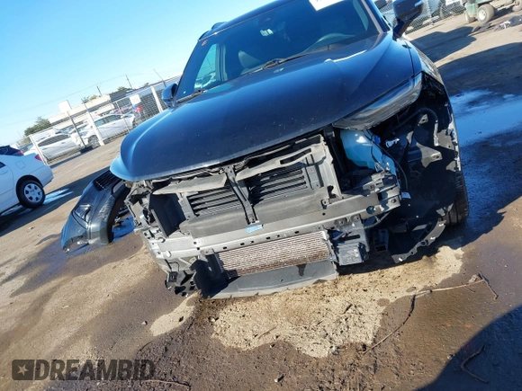 2020 Chevrolet Blazer RS z VIN 3GNKBKRS6LS686438, wystawiony jako IAAI lot #41640783 z przebiegiem 78 245 mil mil oraz . Historia ofert i sprzedaży dostępna na DreamBid. Obrazek 13.