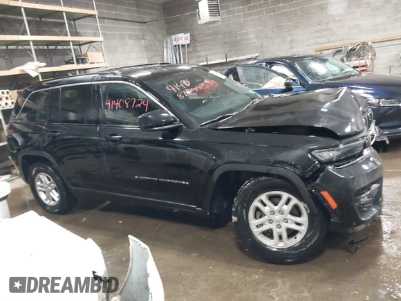 2023 Jeep Grand Cherokee Altitude with VIN 1C4RJHAG8P8709690, listed as a IAAI auction lot 41408724 with 32,972 mi miles and . Bid and sale history available at DreamBid. Image 13.
