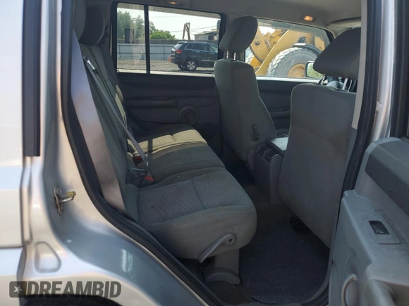 2007 Jeep Commander Sport с VIN 1J8HG48K07C647706, выставлен на аукционе Copart как лот 60972205 с пробегом 123 687 миль миль и Чистый • Clean title. История ставок и продаж доступна на DreamBid. Изображение 11.