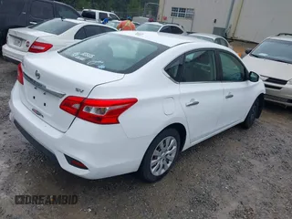 2017 Nissan Sentra SV с VIN 3N1AB7AP1HY296038, выставлен на аукционе IAAI как лот 42607101 с пробегом 72 460 миль миль и . История ставок и продаж доступна на DreamBid. Изображение 4.