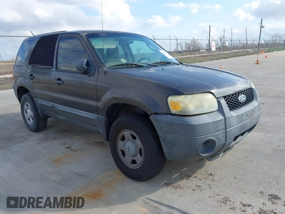 2007 Ford Escape XLS with VIN 1FMYU02Z77KA31257, listed as a IAAI auction lot 41430217 with 1 mi miles. Bid and sale history available at carsss.com. Image 1.