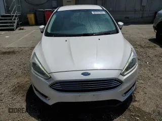 2015 Ford Focus Titanium with VIN 1FADP3N23FL375368, listed as a Copart auction lot 60707305 with 153,300 mi miles and Clean title. Bid and sale history available at DreamBid. Image 5.