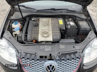 2008 Volkswagen GTI z VIN WVWEV71K58W243912, wystawiony jako Copart lot #71372864 z przebiegiem 101 272 mil mil oraz Czysty tytuł • Clean title. Historia ofert i sprzedaży dostępna na DreamBid. Obrazek 11.