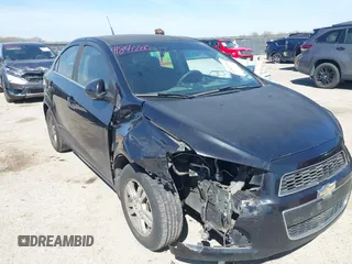 2014 Chevrolet Sonic LT with VIN 1G1JC5SH1E4243143, listed as a IAAI auction lot 41841260 with 170,514 mi miles and . Bid and sale history available at DreamBid. Image 6.
