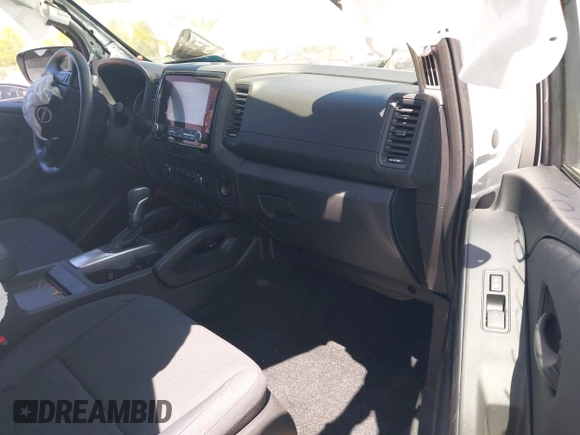 2024 Nissan Frontier S with VIN 1N6ED1CL2RN671303, listed as a IAAI auction lot 42165483 with 13,654 mi miles and . Bid and sale history available at DreamBid. Image 5.