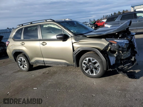 2025 Subaru Forester Premium with VIN JF2SLDBC3SH432943, listed as a Copart auction lot 86817514 with 3,807 mi miles and Salvage Title. Bid and sale history available at carsss.com. Image 4.