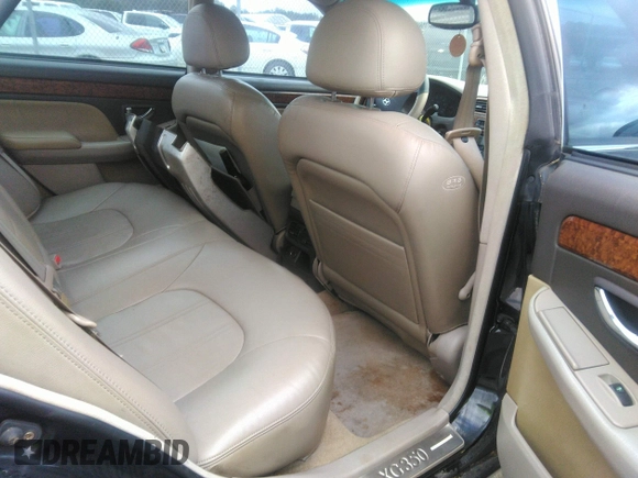 2005 Hyundai XG z VIN KMHFU45EX5A420629, wystawiony jako IAAI lot #40793422 z przebiegiem 211 598 mil mil oraz . Historia ofert i sprzedaży dostępna na DreamBid. Obrazek 8.