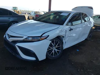 2021 Toyota Camry SE Nightshade with VIN 4T1G11AK4MU413986, listed as a IAAI auction lot 41472262 with 83,247 mi miles and . Bid and sale history available at DreamBid. Image 17.