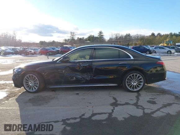 2023 Mercedes-Benz S-Class S 580 with VIN W1K6G7GB4PA190868, listed as a IAAI auction lot 41492193 with 15,776 mi miles. Bid and sale history available at carsss.com. Image 14.
