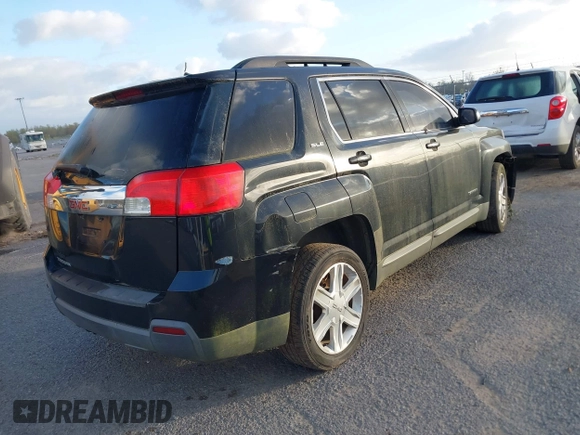 2010 GMC Terrain SLE-2 with VIN 2CTALDEW0A6355912, listed as a IAAI auction lot 41809103 with 233,959 mi miles. Bid and sale history available at carsss.com. Image 4.