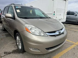 2008 Toyota Sienna XLE with VIN 5TDBK22C28S019910, listed as a Copart auction lot 47494665 with 217,246 mi miles and Clean Title. Bid and sale history available at carsss.com. Image 1.