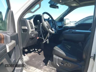 2016 Ford F-150 XLT with VIN 1FTEW1EG2GFD29533, listed as a IAAI auction lot 41675232 with 96,138 mi miles. Bid and sale history available at carsss.com. Image 5.