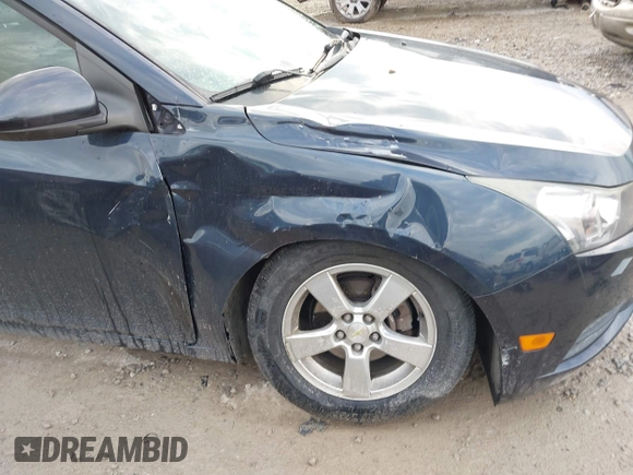 2014 Chevrolet Cruze 1LT with VIN 1G1PC5SB7E7460779, listed as a IAAI auction lot 41910952 with 76,539 mi miles and . Bid and sale history available at DreamBid. Image 6.