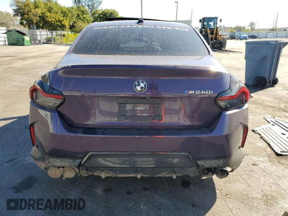 2023 BMW 2 Series M240i with VIN 3MW43CM06P8D06184, listed as a Copart auction lot 42355285 with 18,062 mi miles and Non Repairable. Bid and sale history available at DreamBid. Image 6.