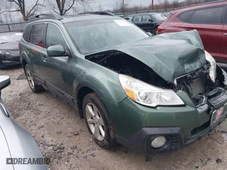 2013 Subaru Outback 2.5i Premium with VIN 4S4BRCGC8D3247010, listed as a IAAI auction lot 41212433 with 221,139 mi miles. Bid and sale history available at carsss.com. Image 1.
