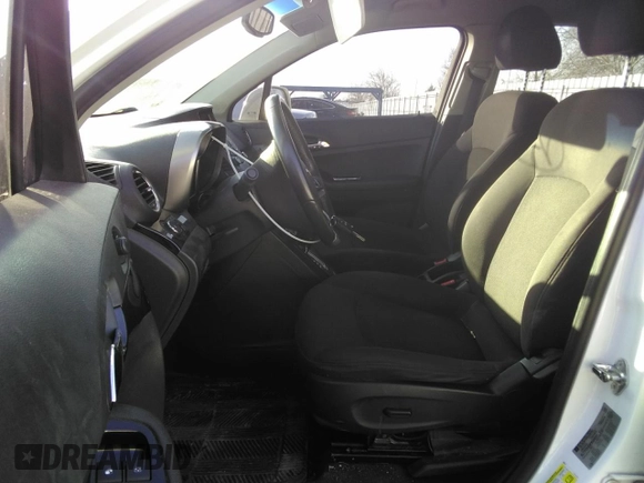 2012 Chevrolet Orlando 1LT z VIN KL77P2EM3CK586541, wystawiony jako Copart lot #49203245 z przebiegiem 121 436 mil mil oraz Tytuł czysty. Historia ofert i sprzedaży dostępna na DreamBid. Obrazek 7.